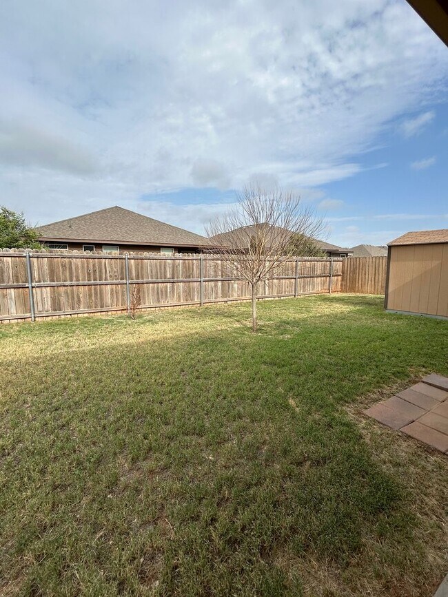 Building Photo - 6917 Brooks Ranch Rd