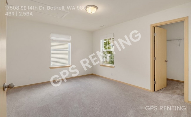 Building Photo - 17508 14th Dr SE