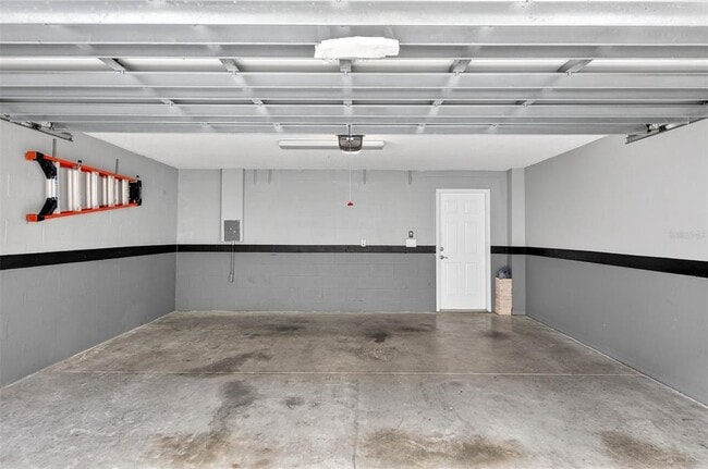 Building Photo - 12618 Weston Dr