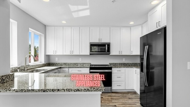 Building Photo - Welcome Home to Your Perfect Sanctuary in Monroe