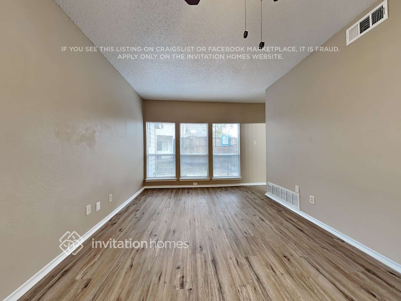 Building Photo - 3823 Branch Hollow Cir