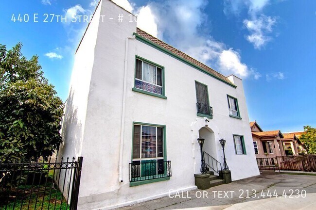 Building Photo - 440 E 27th St