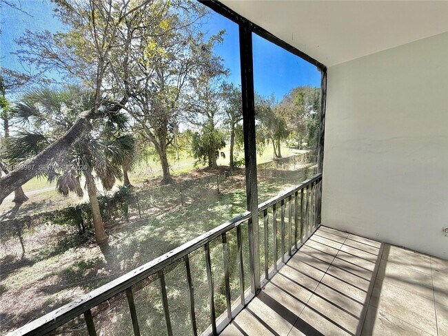 Building Photo - 8000 Fairview Dr