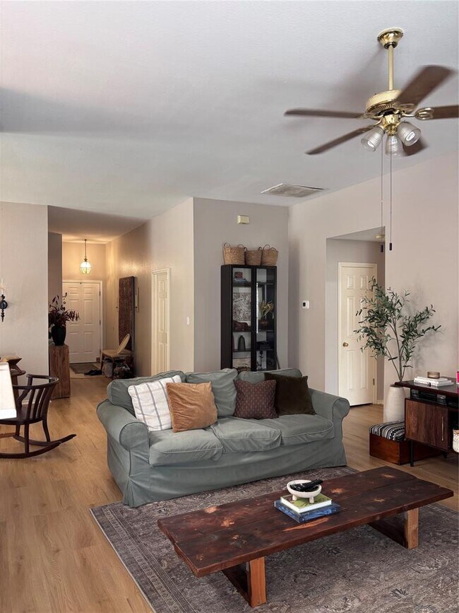 Building Photo - 14901 Sand Dollar Ct