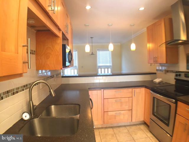 Building Photo - 10443 Red Granite Terrace