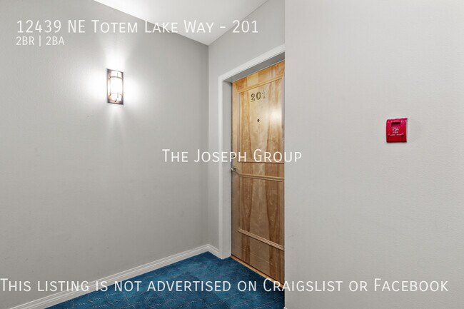 Building Photo - Stunning 2 bed/2 bath in Totem Lake!