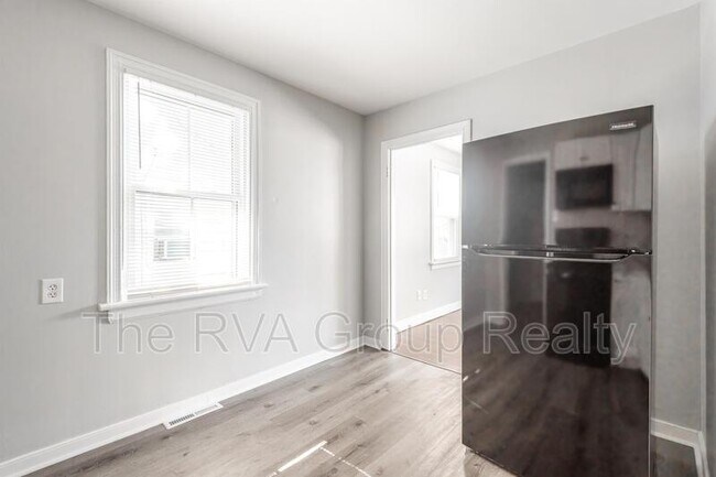 Building Photo - 1407 N 32nd St