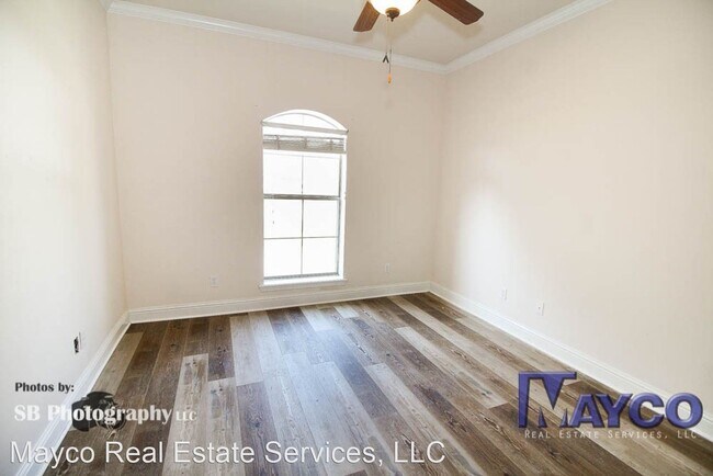 Building Photo - 4 br, 2 bath House - 448 Grand Oaks