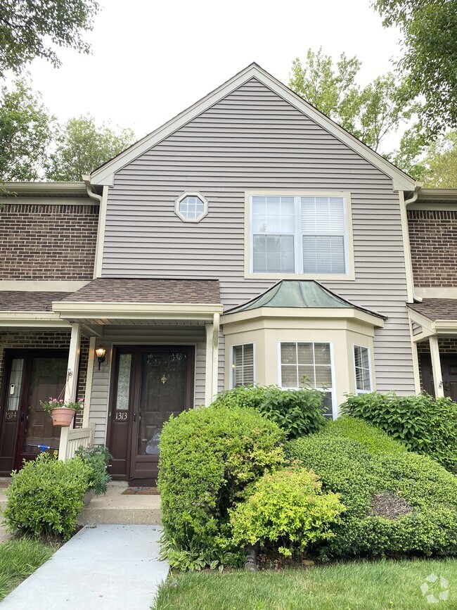 Building Photo - 1313 Juniper Ct