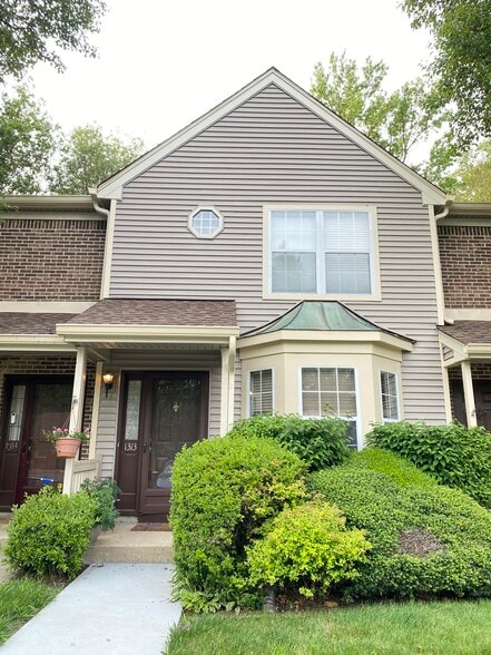 Primary Photo - 1313 Juniper Ct