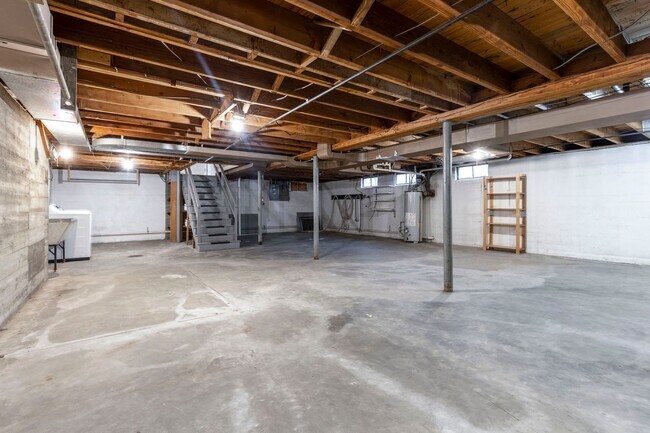 Building Photo - 4225 Rudy Ln