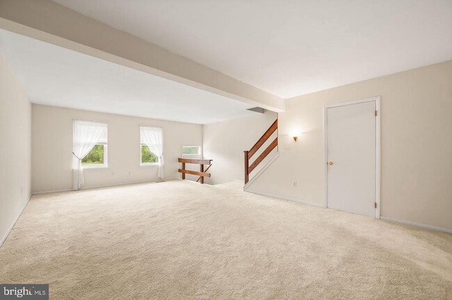 Primary Photo - 113 Spring Ln