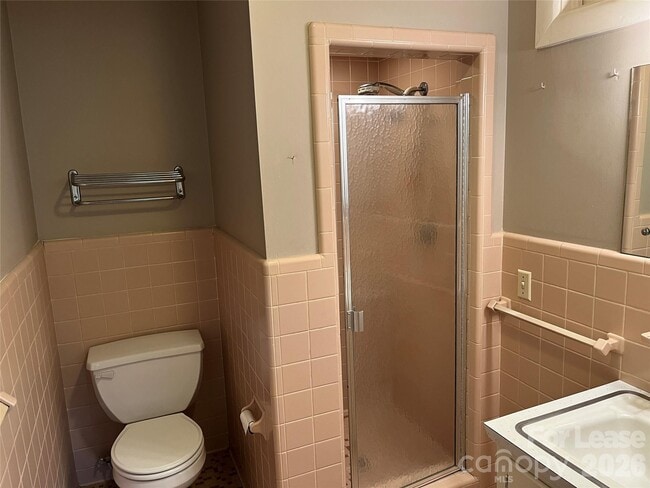 Building Photo - 1104 Belvedere Dr