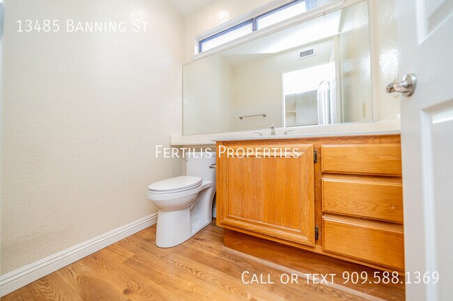 Building Photo - 13485 Banning St