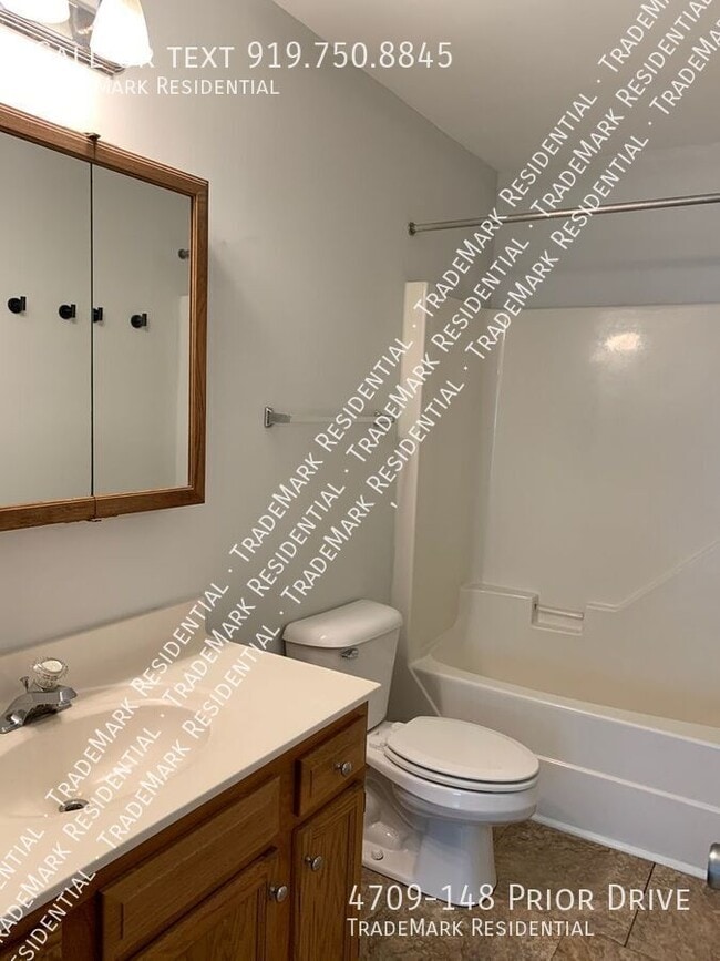 Building Photo - 4709 Prior Dr