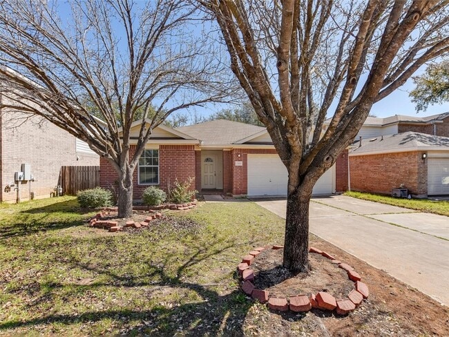 Building Photo - 2300 Amy Lynn Ln