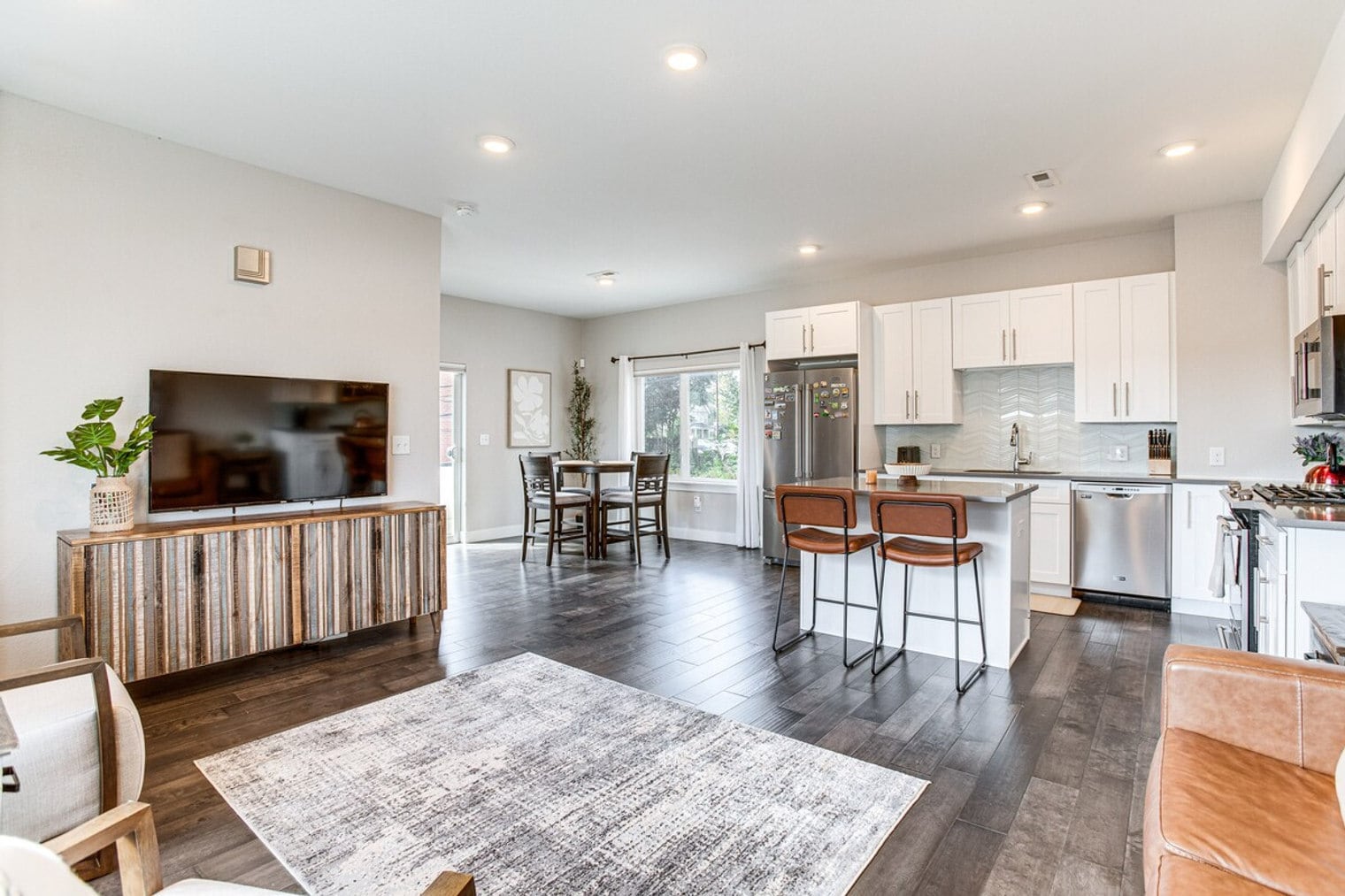 Building Photo - 1367 Knox Ct