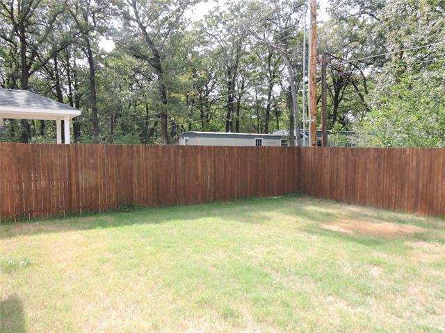 Building Photo - 106 Navajo Dr