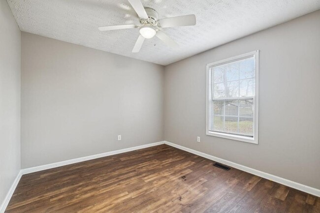 Building Photo - 216 Winters St