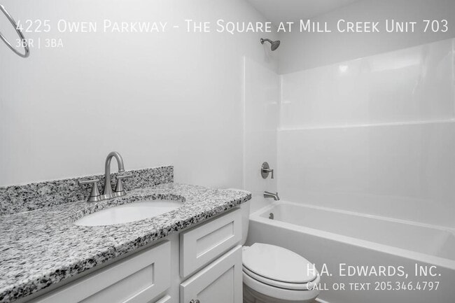Building Photo - 4225 Owen Pkwy