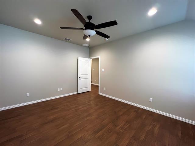 Building Photo - 219 Clover Cir