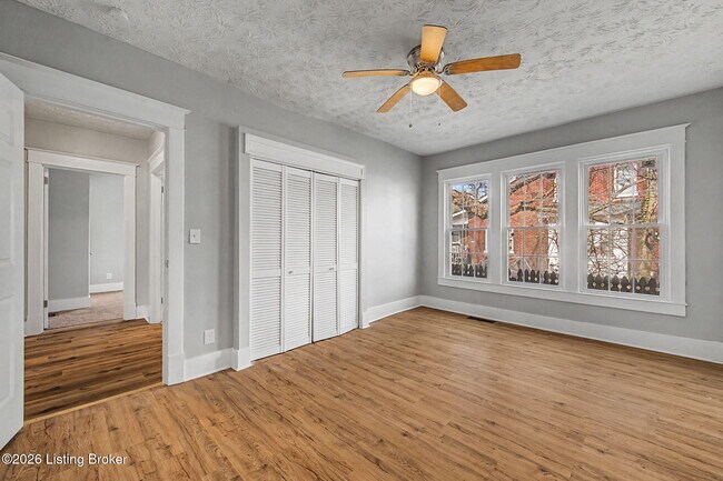 Building Photo - 2906 Dixie Hwy