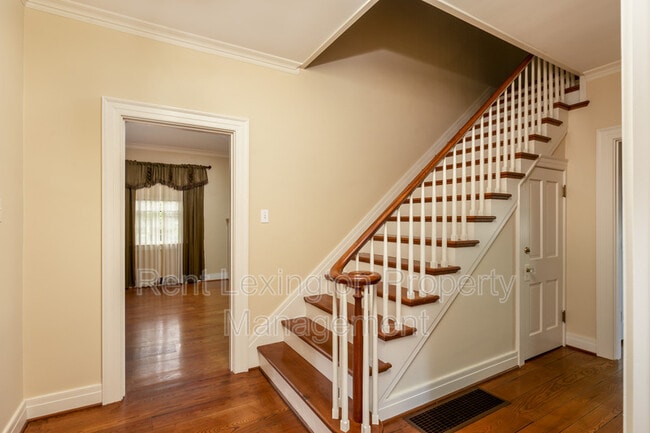 Building Photo - 149 Westgate Dr
