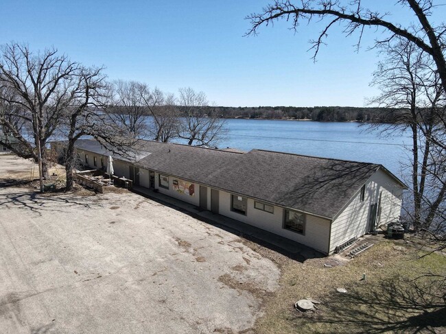 Primary Photo - w4011 County Rd C