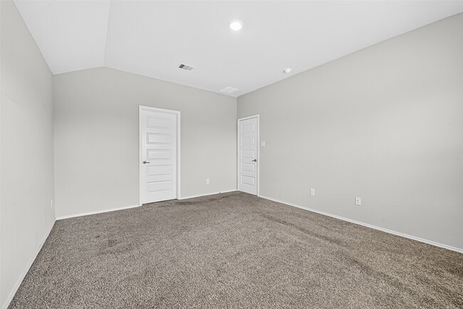 Building Photo - 1610 Bear Spring Dr