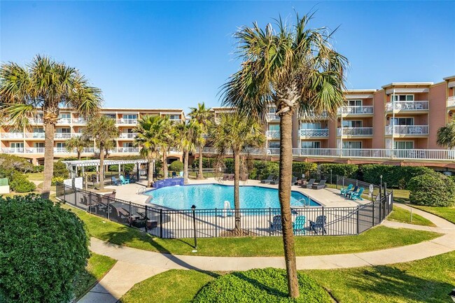 Building Photo - 6300 Seawall Blvd