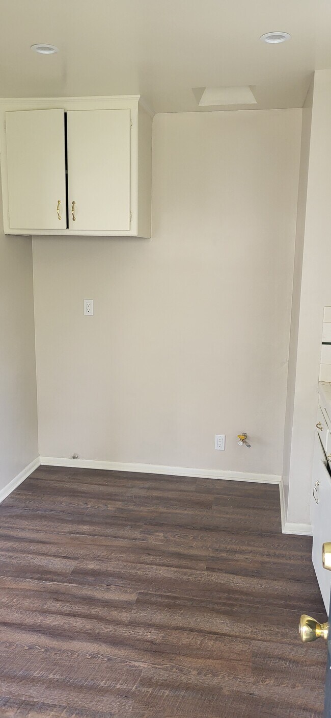 Building Photo - 154 Madeline Dr