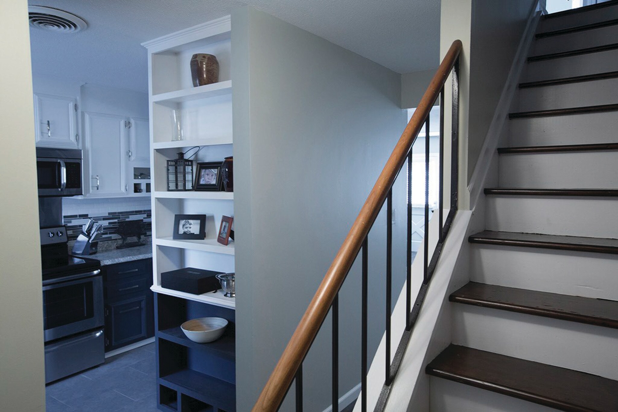 Stairs - 3000 Golden Rd