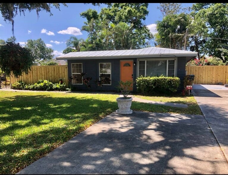 Building Photo - 4214 Wilkinson Rd