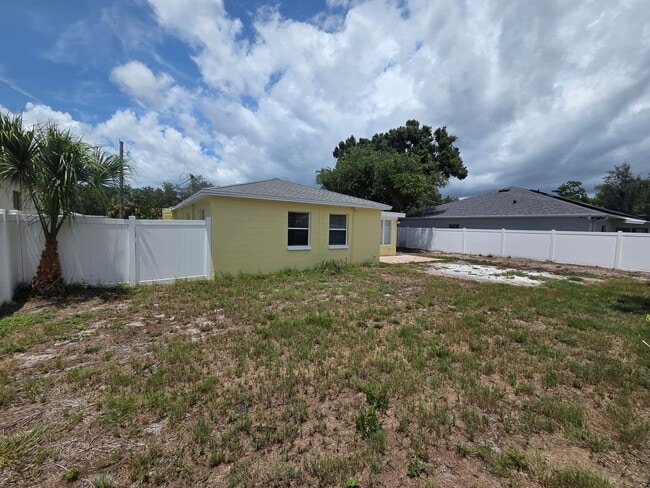 Building Photo - Charming 3 Bedroom Home in South Tampa's Ballast Point Neighborhood