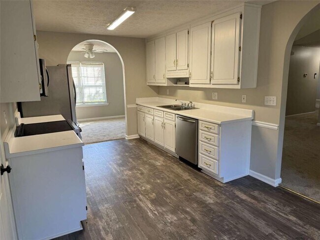 Building Photo - 1672 Walters Park Ct
