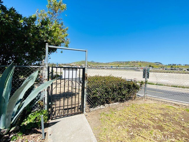 Building Photo - 25611 Quail Run