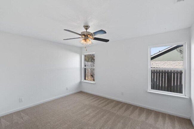 Building Photo - 1519 Gatlinburg Dr