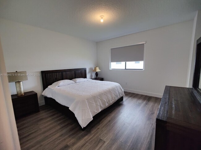 Building Photo - 5699 Argento Dr
