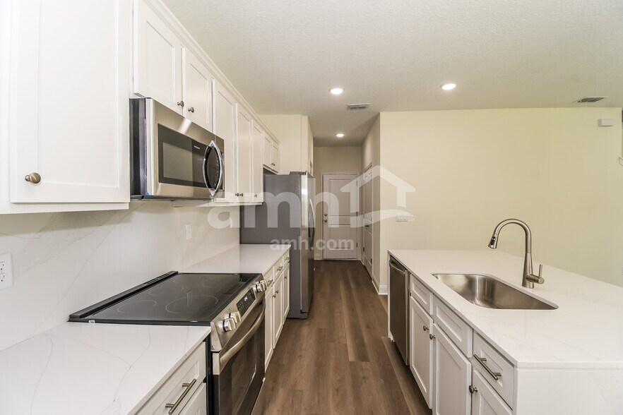 Building Photo - 12548 Durbans Pt Pl