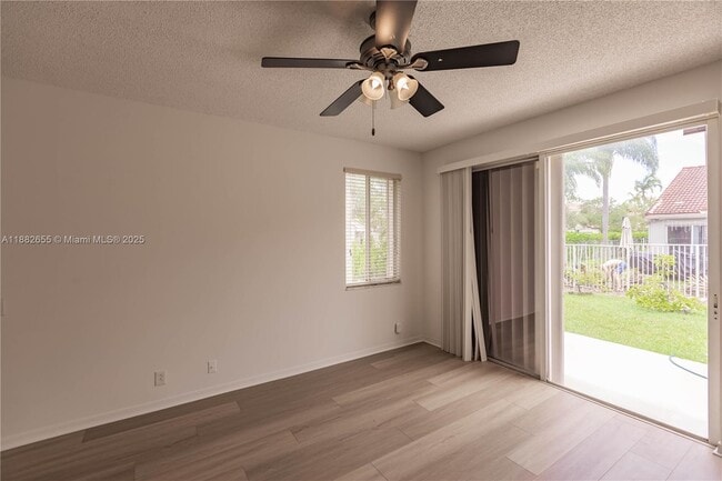 Building Photo - 1326 Majesty Terrace