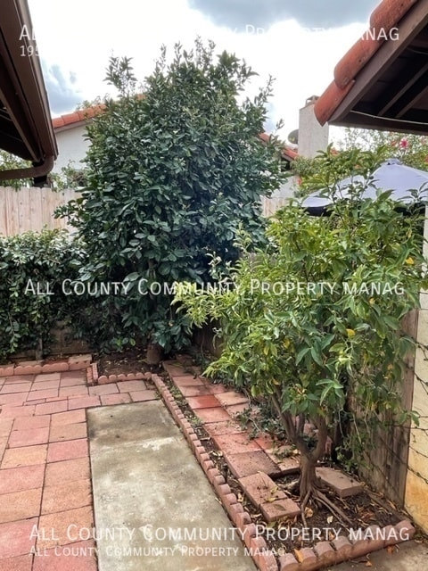 Building Photo - 5647 Boot Way