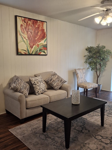 Building Photo - 1409 Paseo Del Oro