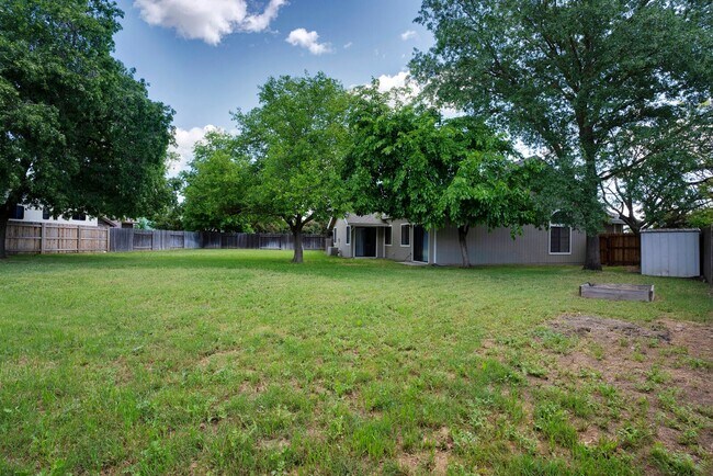 Building Photo - 14 Sea Anchor Ct