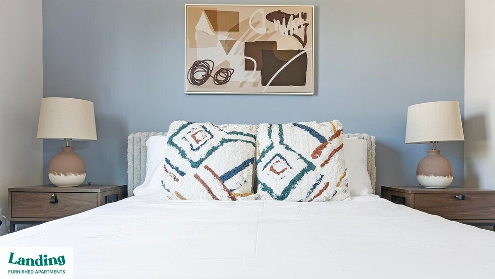 Building Photo - 1000 Forestview Dr