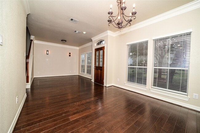 Building Photo - 3514 Clearview Cir