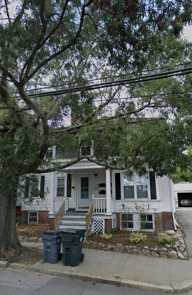 Primary Photo - 132 Pitman St