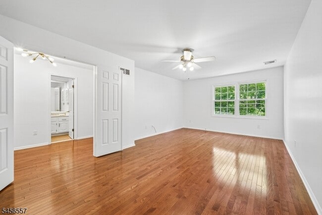 Building Photo - 22 Northbridge Pl