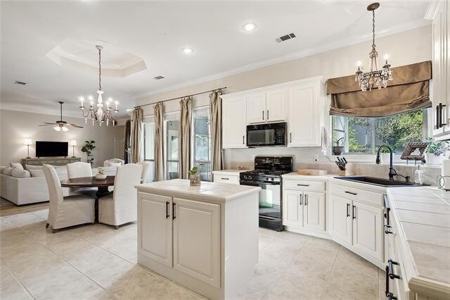 Building Photo - 236 Highland Dr