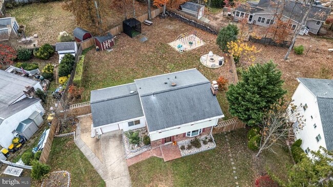 Building Photo - 6910 Ontario St