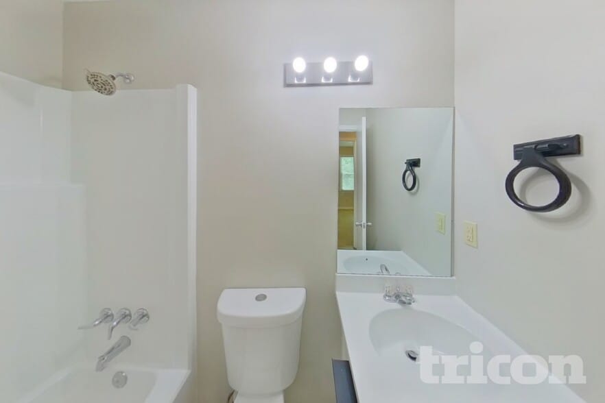 Building Photo - 1763 Lamancha Dr NW